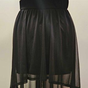 Vitta Luna Midi Sheer skirt. Black